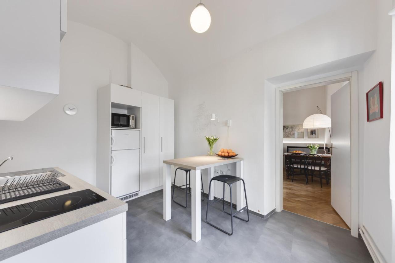 City Center Apartment With Parking Lubiana Esterno foto
